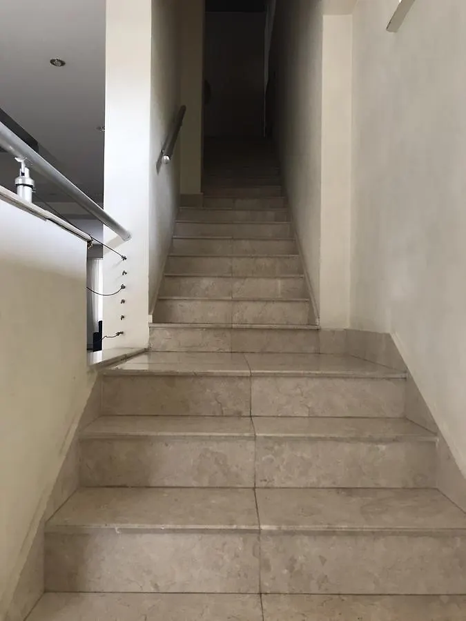 Villa Rare House With Garden Tbilisi
